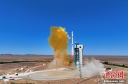 测桃花运我国首颗地球物理场探测业务卫星“张衡一号”02星成功发射